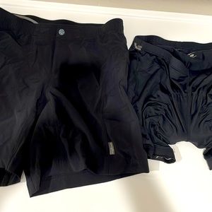 Women’s bike shorts size medium
